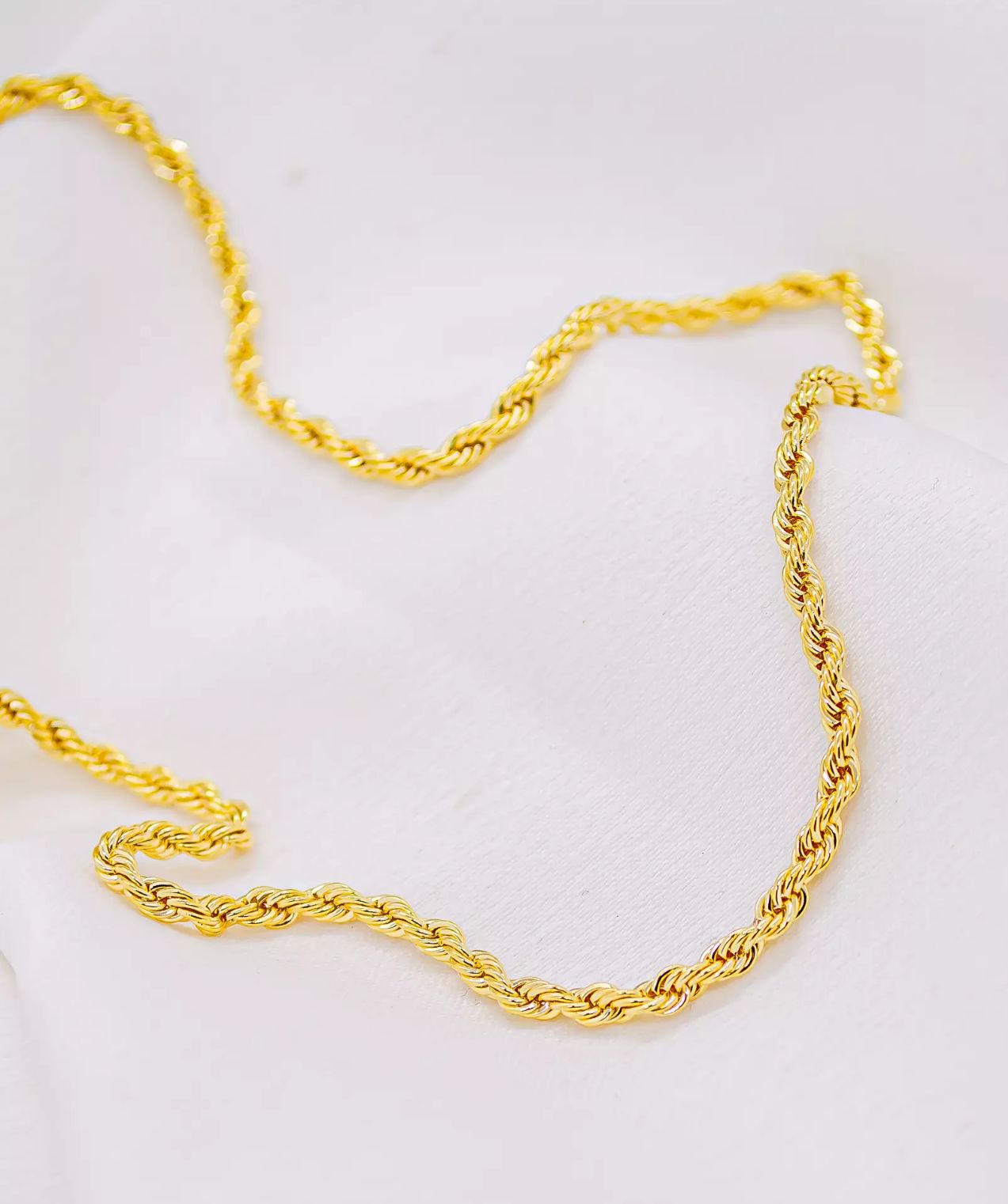 Colar estilo cordão baiano em banho de ouro