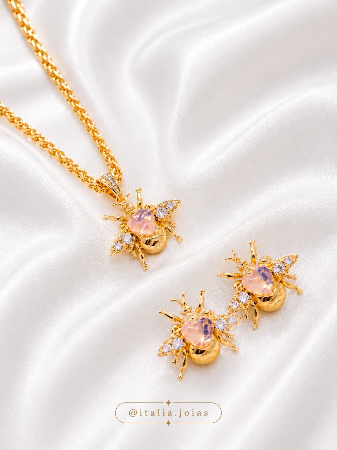 Conjunto dourado de abelha com pedra rosa